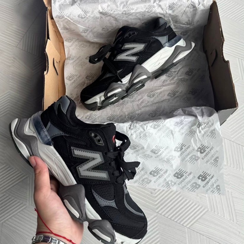 New Balance 9060 Siyah